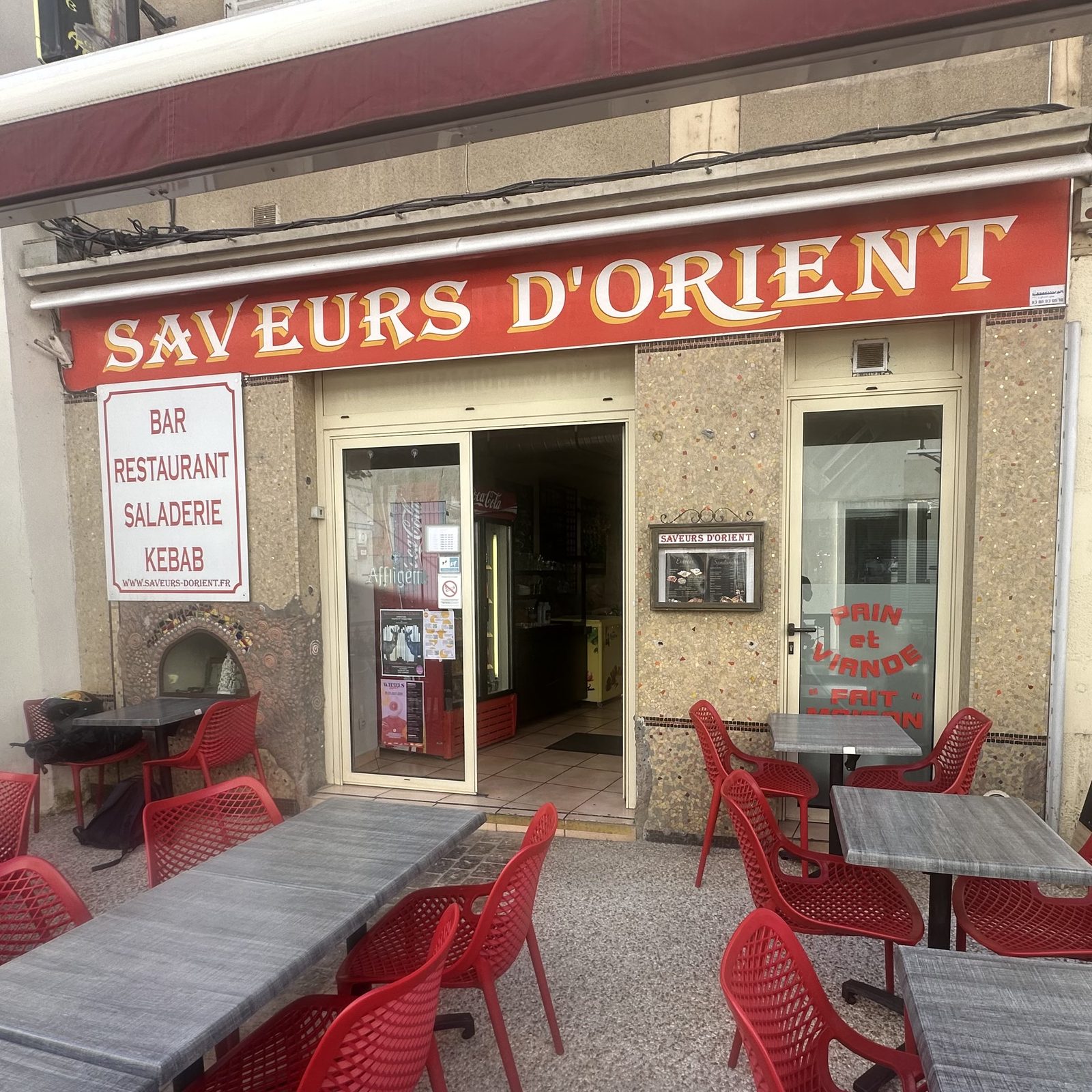 Devanture du restaurant Saveurs d’Orient